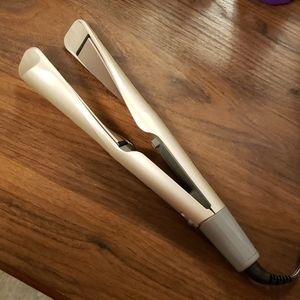 Remington twisted flat iron